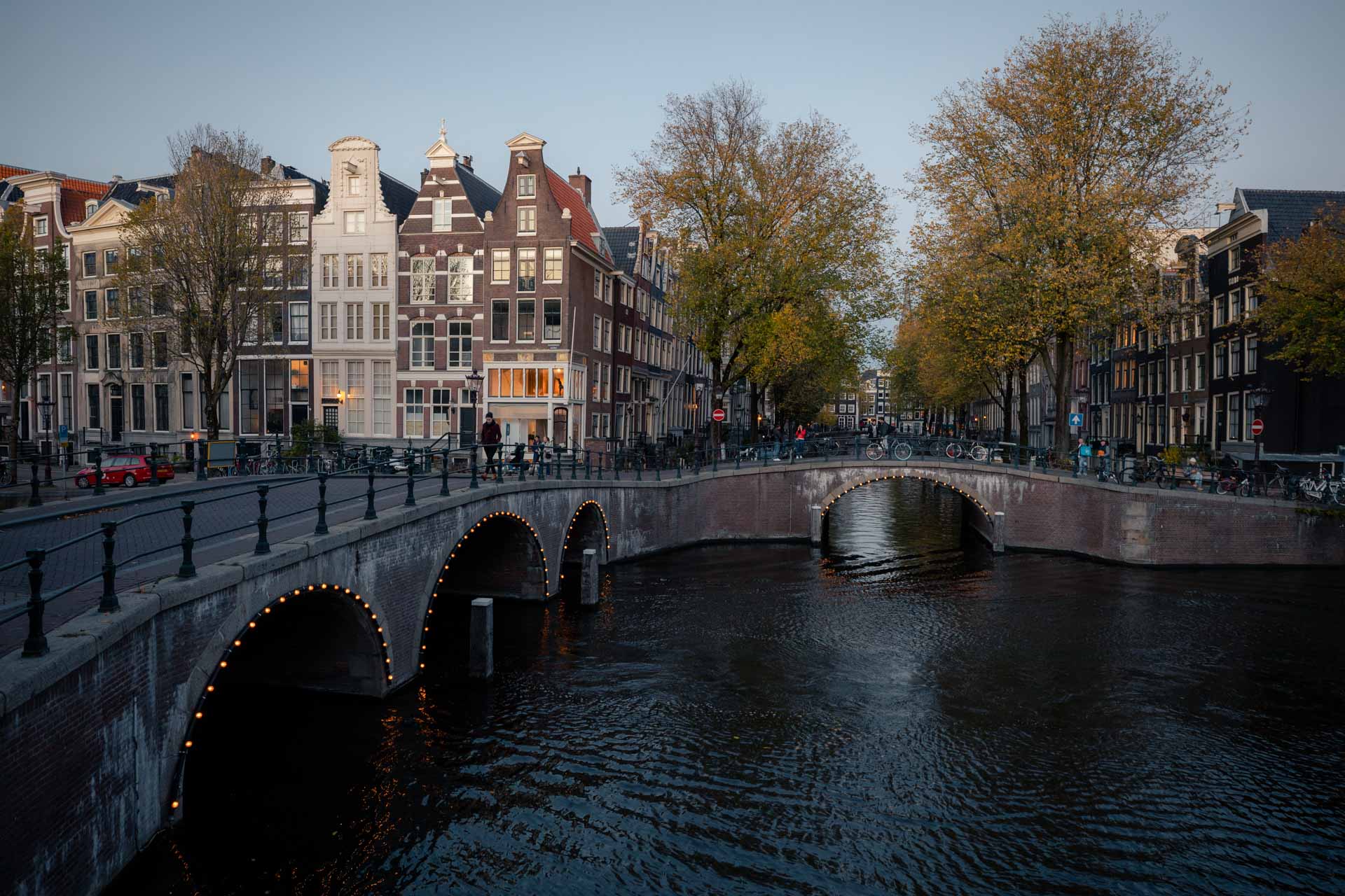 packing list for backpacking in Europe, europe packing list, backpacking in europe checklist