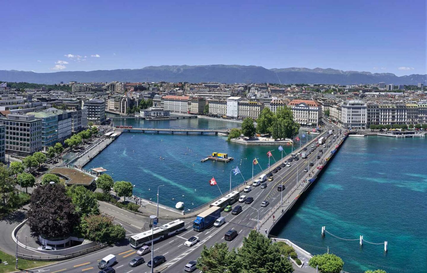 where to stay in geneva, best area to stay in geneva, best place to stay in geneva, places to stay in geneva