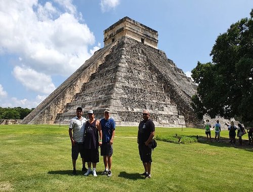 Chichen Itza Buffet Lunch Cenote Tequila tasting Valladolid