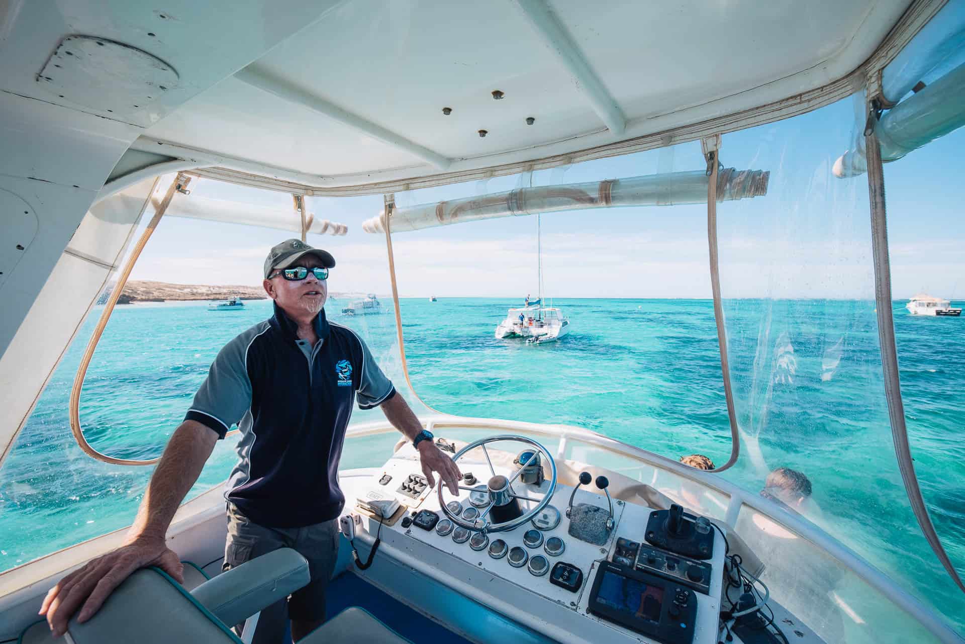 things to do in coral bay, coral bay things to do, coral bay western australia, coral bay, beaches in coral bay