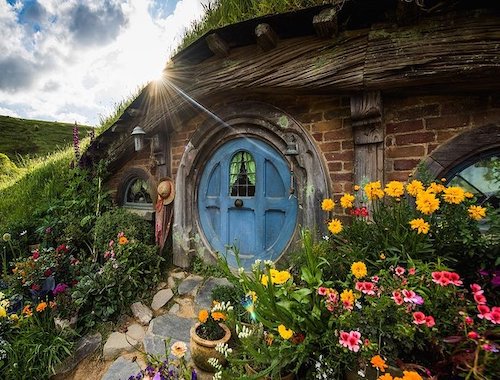 Hobbiton tours in New Zealand