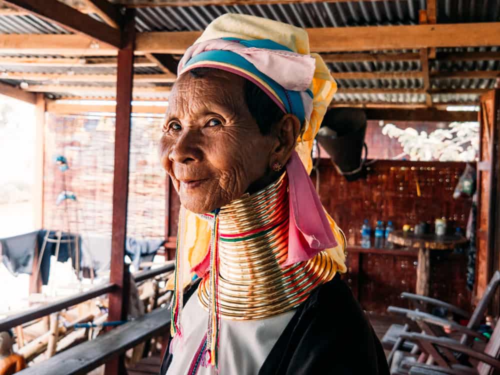 things to do in inle lake, inle lake, inle lake things to do, inle lake tour, what to do in inle lake, inle lake myanmar, inle lake boat trip, inle lake what to do, kayan women, long neck tribe