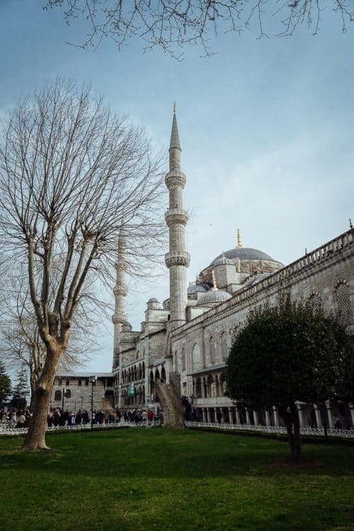 10 BEST Things To Do In Istanbul, Turkey (2025 Guide) 13 guide in istanbul, airbnb istanbul, airports in istanbul turkey, airport istanbul, best in istanbul, places to visit in istanbul, istanbul places to visit, stanbul tourist places, fun things to do in istanbul, places to visit in turkey istanbul, where to stay in istanbul, beautiful places in istanbul, top hotels in istanbul, best area to stay in istanbul, what to see in istanbul in 2 days, istanbul travel tips, blue mosque istanbul, blue mosque, sultan ahmed mosque