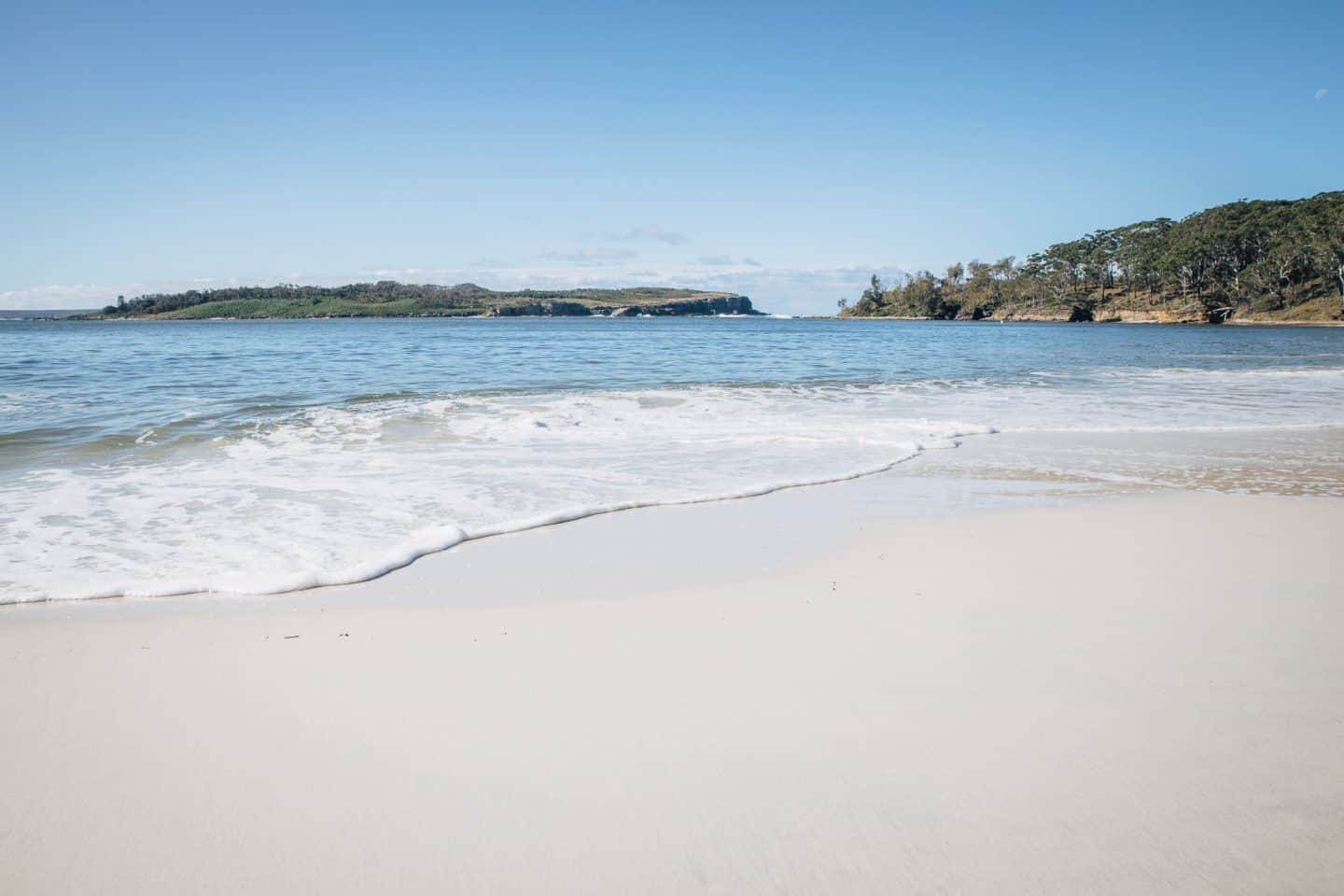 things to do in jervis bay, jervis bay things to do, jervis bay activities, jervis bay attractions, jervis bay camping, jervis bay holiday park, things to do jervis bay, things to do at jervis bay, what to do in jervis bay, beaches in jervis bay, accommodation in jervis bay, beaches at jervis bay, hole in the wall beach, hole in the wall beach jervis bay, hole in the wall, hole in the wall jervis bay