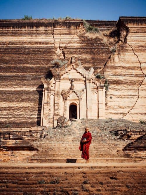 Backpacking Myanmar - 2 Week Myanmar Itinerary 37 things to do in mandalay, what to do in mandalay, places to visit in mandalay, mandalay what to do, mandalay myanmar points of interest, mandalay burma, mandalay hill, mandalay temple, mingun pagoda, mingun pahtodawgyi, mingun bell