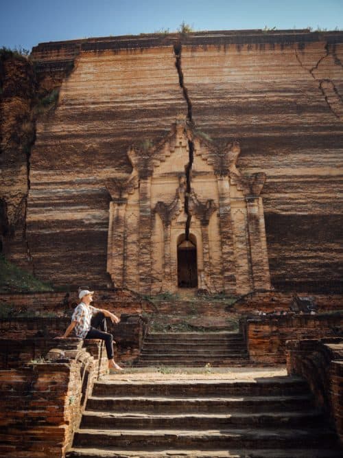 Backpacking Myanmar - 2 Week Myanmar Itinerary 36 things to do in mandalay, what to do in mandalay, places to visit in mandalay, mandalay what to do, mandalay myanmar points of interest, mandalay burma, mandalay hill, mandalay temple, mingun pagoda, mingun pahtodawgyi, mingun bell