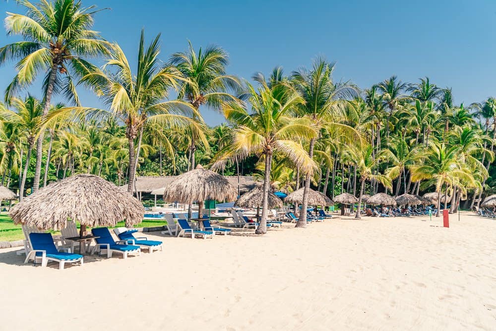 playa bacocho, bacocho, bacocho puerto escondido, playa bacocho puerto escondido, playa bacocho oaxaca, bacocho beach puerto escondido