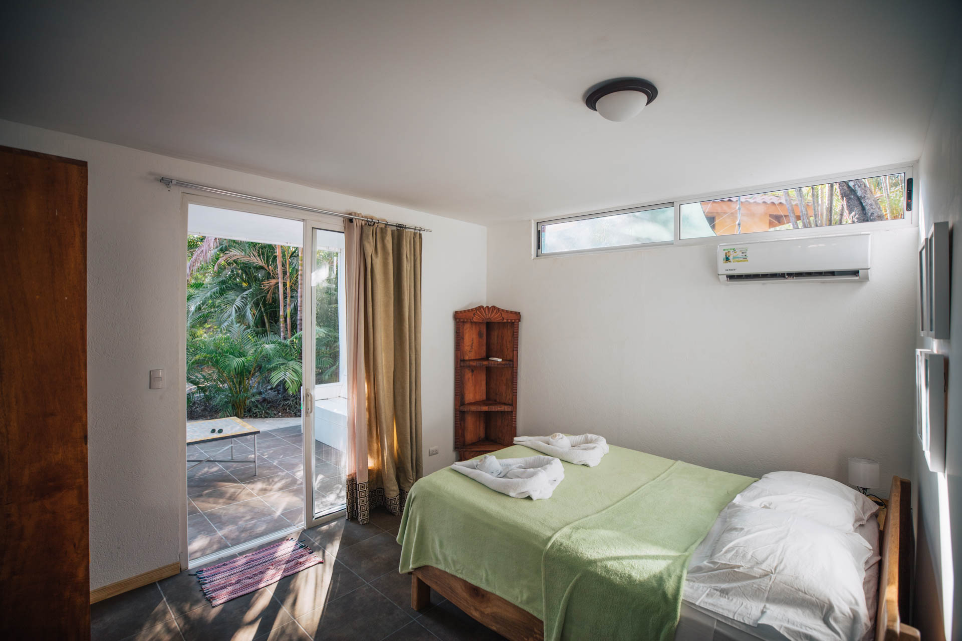 best hotels in santa teresa costa rica, lapoint surf camp, lapoint surf camp costa rica, la point surf camp, lapoint surf camp santa teresa