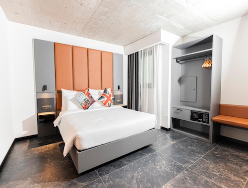 The Londoner Hotel St. Julians