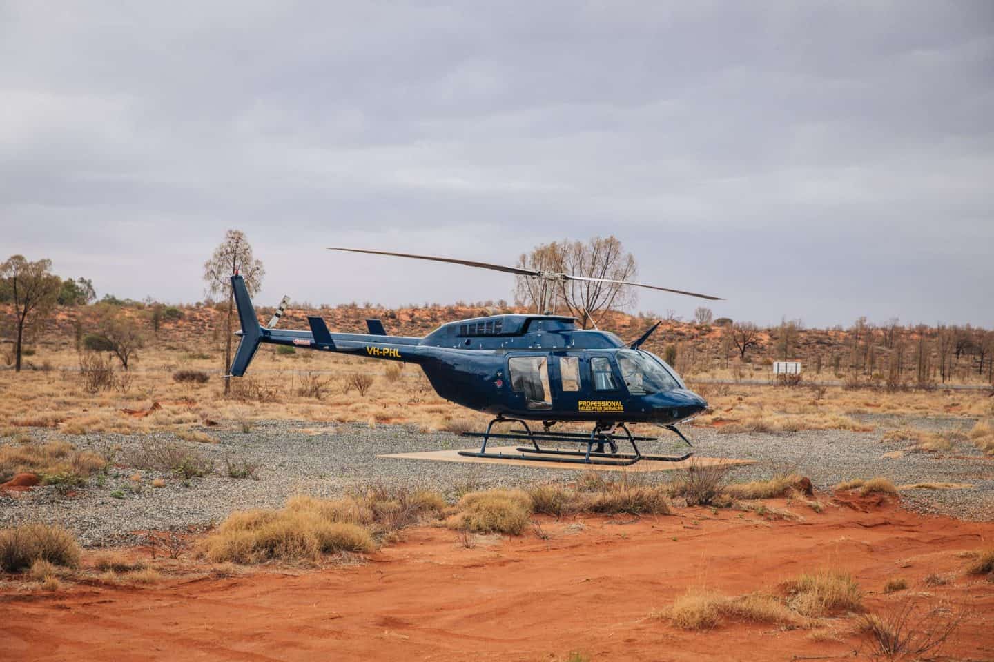 uluru, things to do in uluru, uluru helicopter flights, uluru helicopter tours, uluru helicopter tour