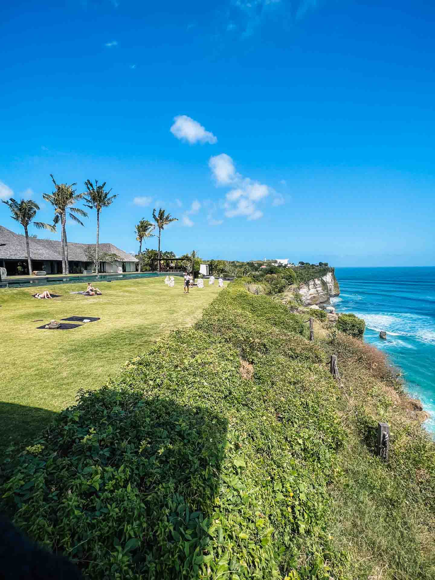 Uluwatu 25